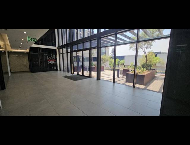 BUSINESS PROPERTY TO RENT IN WATERFALL